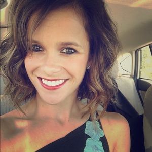 Meet your Posher, Clare